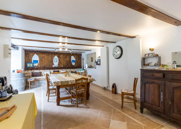 Chardon, Escapade Nature Bed and Breakfast 3*